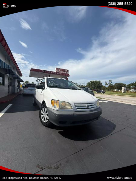 2002 Toyota Sienna CE