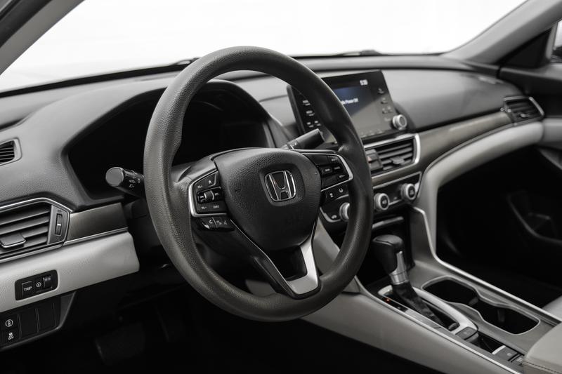 2018 Honda Accord LX Sedan 4D 25