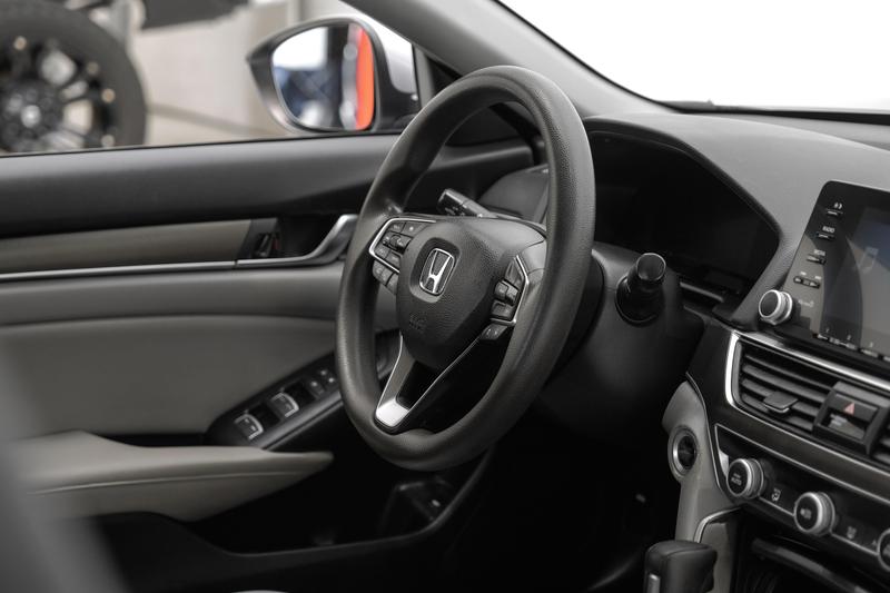2018 Honda Accord LX Sedan 4D 24
