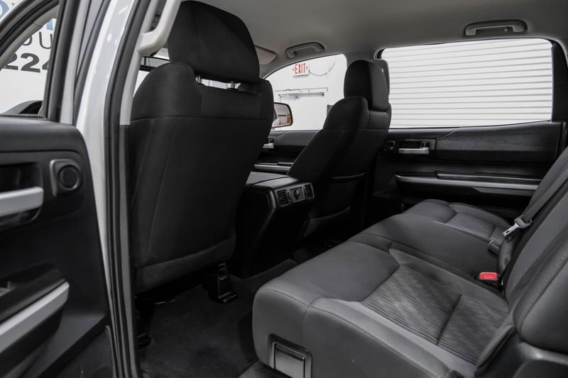 2016 Toyota Tundra CrewMax SR5 Pickup 4D 5 1/2 ft 39