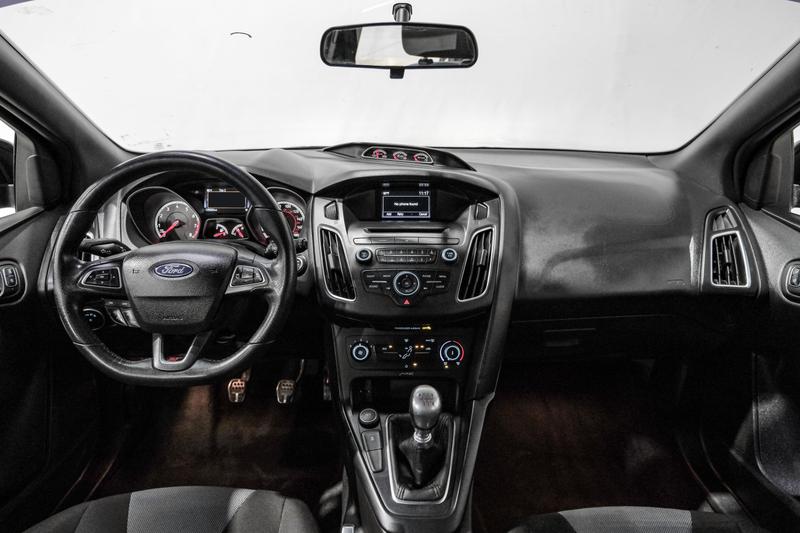2016 Ford Focus ST Hatchback 4D 13