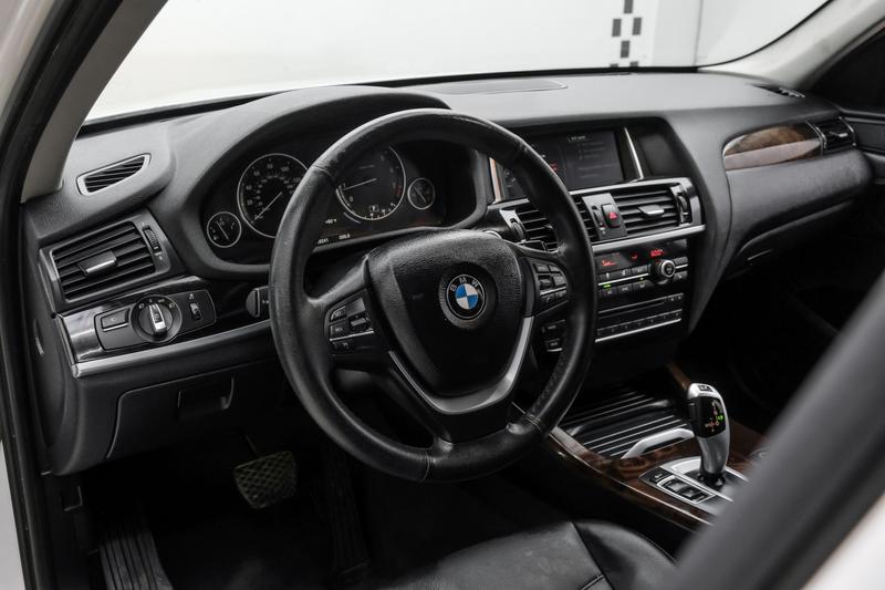 2015 BMW X3 sDrive28i Sport Utility 4D 21