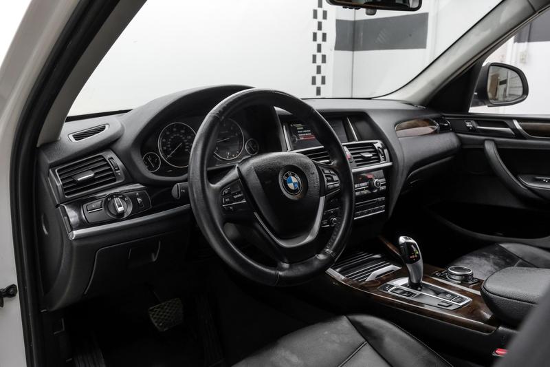2015 BMW X3 sDrive28i Sport Utility 4D 22