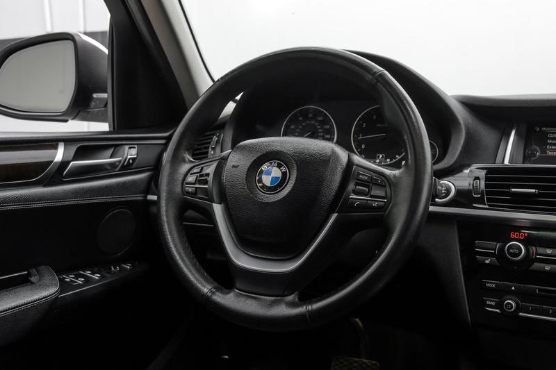 2015 BMW X3 sDrive28i Sport Utility 4D 17