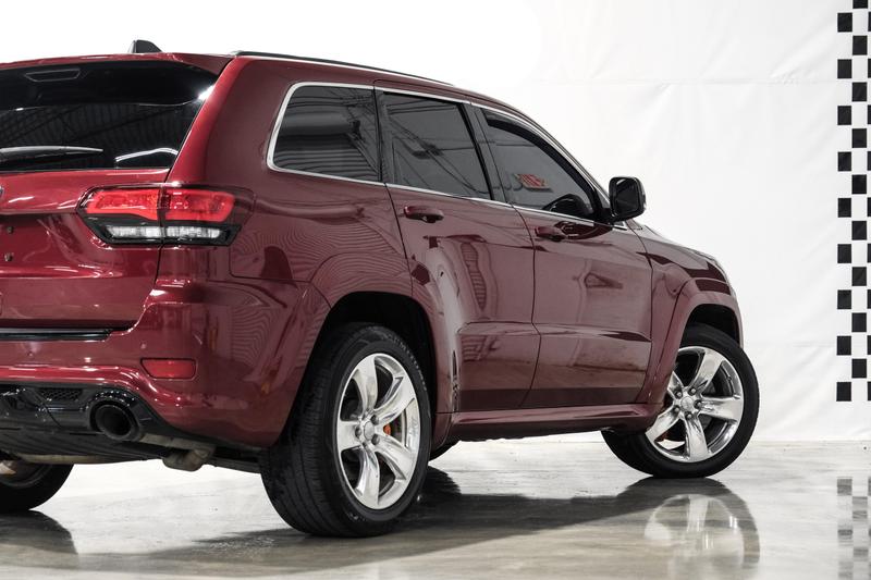 2014 Jeep Grand Cherokee SRT Sport Utility 4D 10