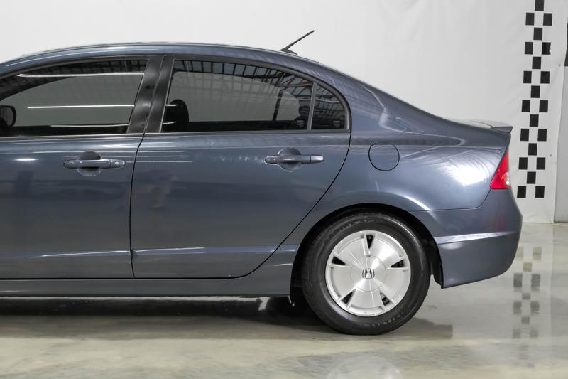 2007 Honda Civic Hybrid Sedan 4D 15