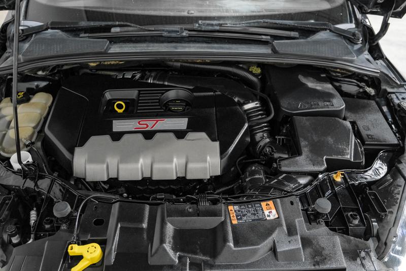 2016 Ford Focus ST Hatchback 4D 48