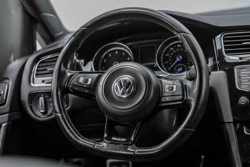2016 Volkswagen Golf R Hatchback Sedan 4D 16