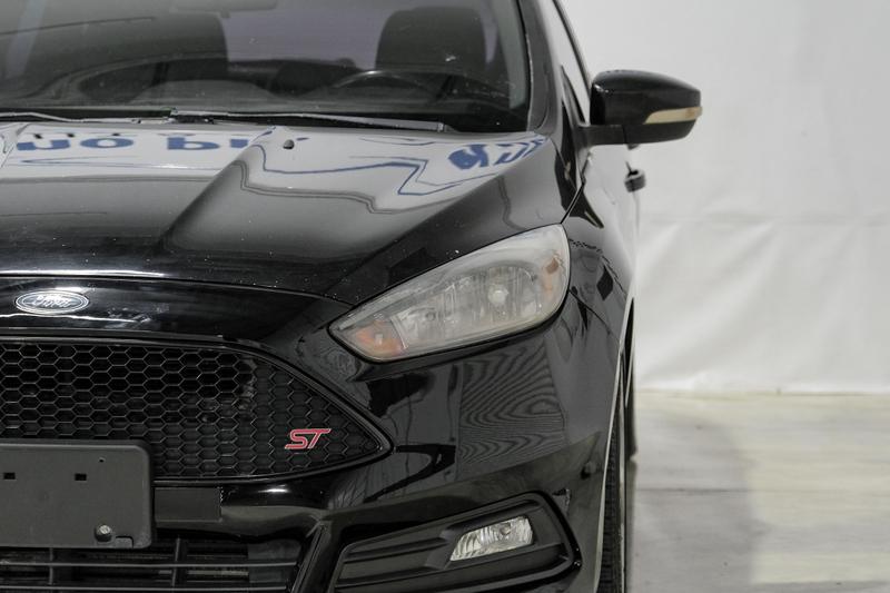 2016 Ford Focus ST Hatchback 4D 44