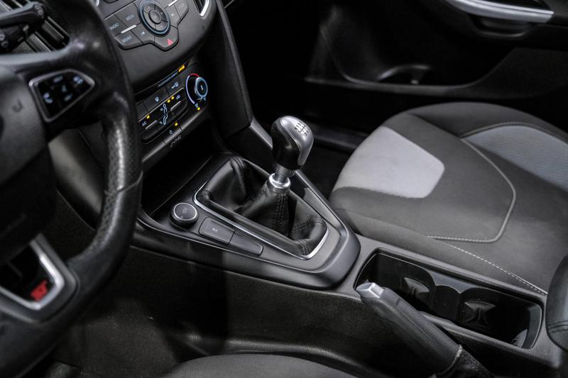 2016 Ford Focus ST Hatchback 4D 23
