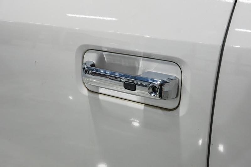 2015 Ford F150 SuperCrew Cab Platinum Pickup 4D 5 1/2 ft 46