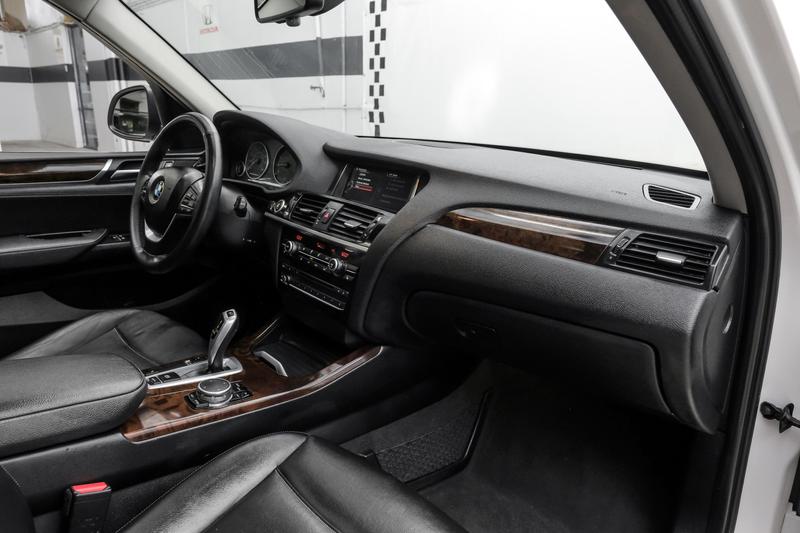2015 BMW X3 sDrive28i Sport Utility 4D 16