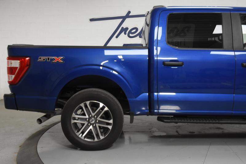 2022 Ford F150 SuperCrew Cab XL Pickup 4D 5 1/2 ft 10