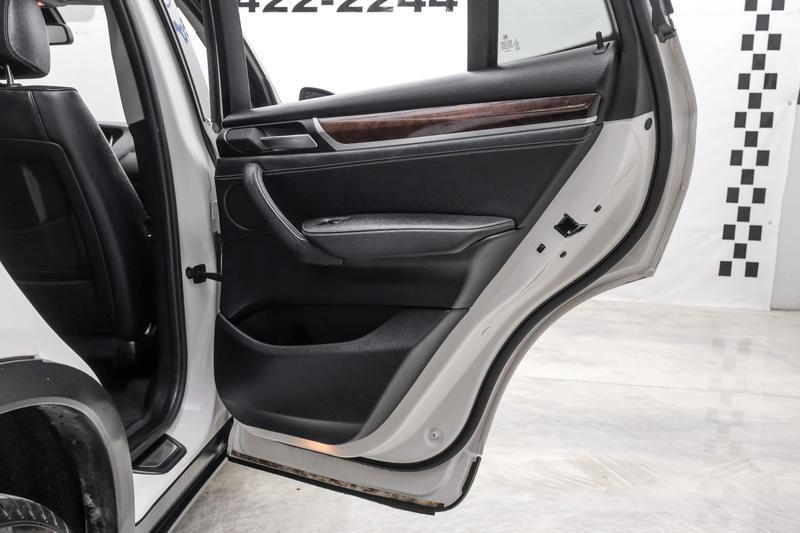 2015 BMW X3 sDrive28i Sport Utility 4D 43