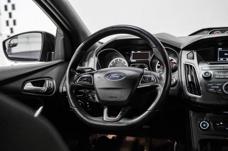 2016 Ford Focus ST Hatchback 4D 16