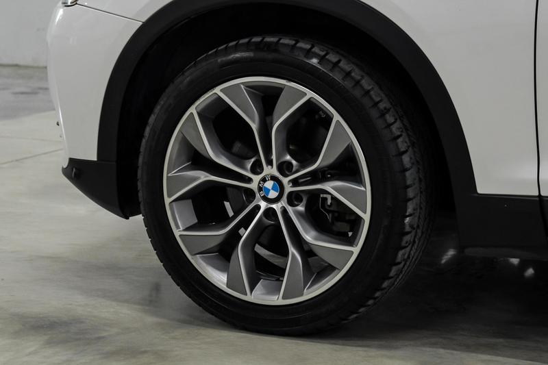 2015 BMW X3 sDrive28i Sport Utility 4D 53