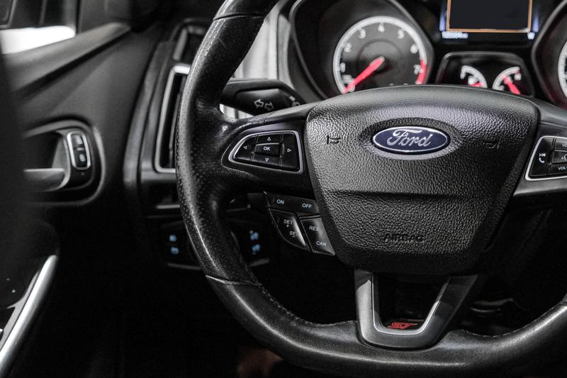 2016 Ford Focus ST Hatchback 4D 17