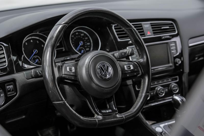 2016 Volkswagen Golf R Hatchback Sedan 4D 15