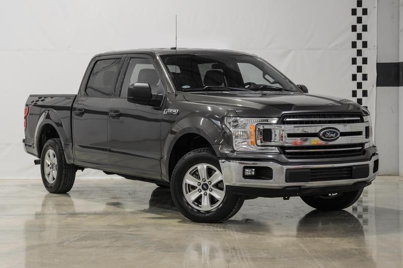 2018 Ford F150 SuperCrew Cab XLT Pickup 4D 5 1/2 ft 4