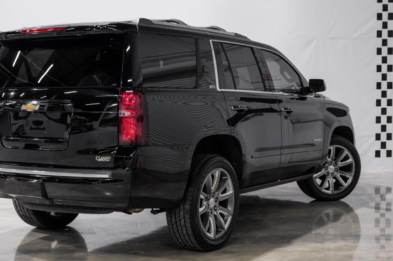 2015 Chevrolet Tahoe LTZ Sport Utility 4D 10