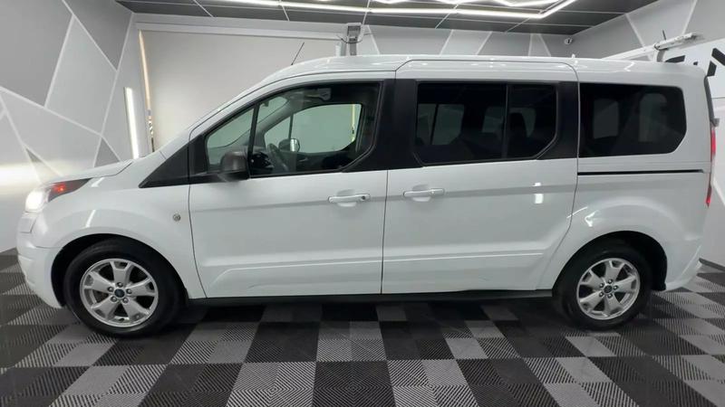 2015 Ford Transit Connect Passenger XLT Van 4D 4