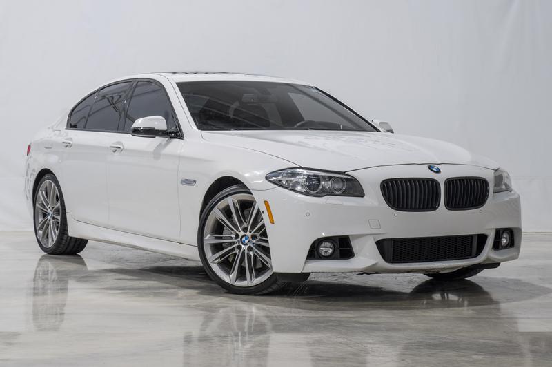 2015 BMW 5 Series 550i Sedan 4D 4