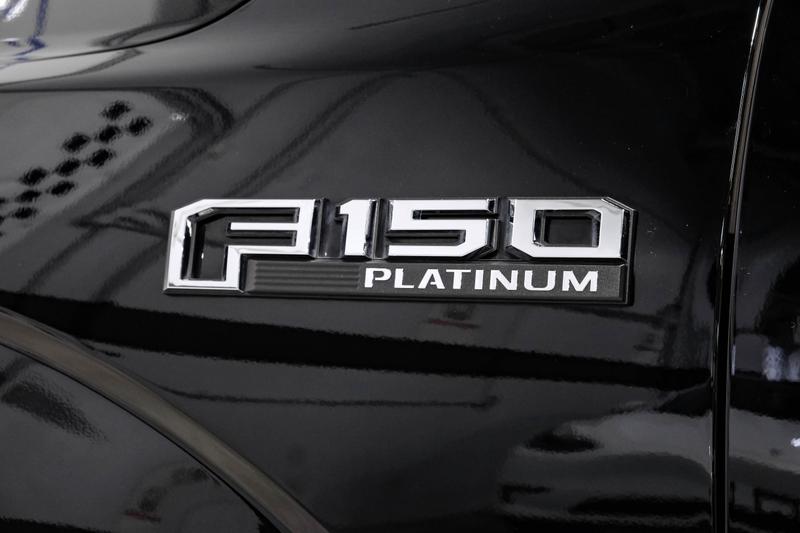 2017 Ford F150 SuperCrew Cab Platinum Pickup 4D 5 1/2 ft 52