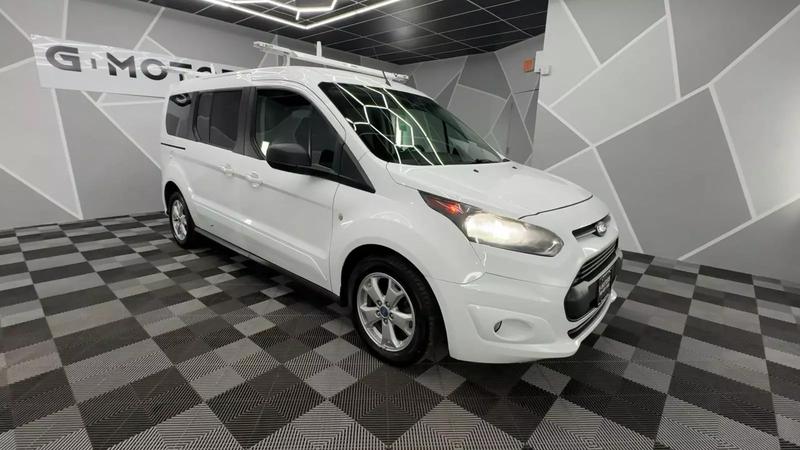 2015 Ford Transit Connect Passenger XLT Van 4D 16