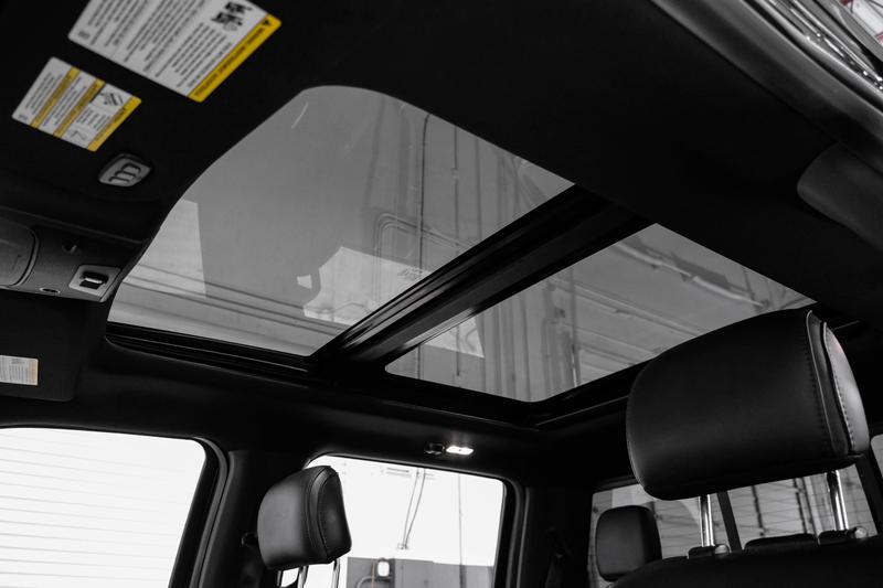 2017 Ford F150 SuperCrew Cab Platinum Pickup 4D 5 1/2 ft 26