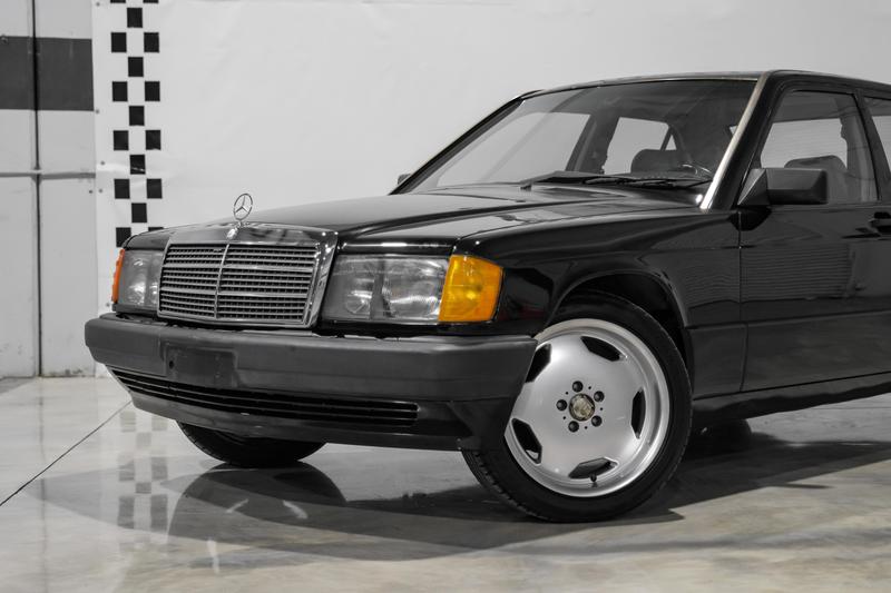 1992 Mercedes-Benz 190 E 2.3 Sedan 4D 6