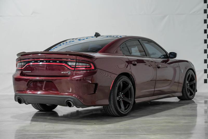 2018 Dodge Charger SRT Hellcat Sedan 4D 6