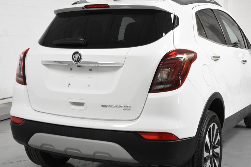 2021 Buick Encore Preferred Sport Utility 4D 3