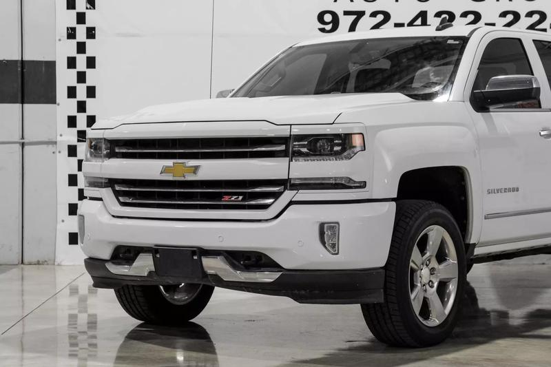 2017 Chevrolet Silverado 1500 Crew Cab LTZ Pickup 4D 5 3/4 ft 6