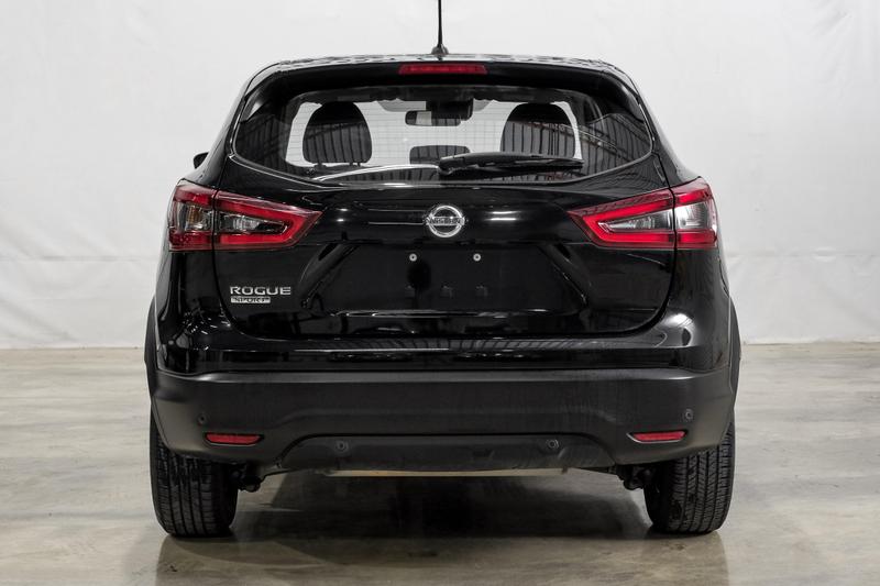 2020 Nissan Rogue Sport S Sport Utility 4D 9