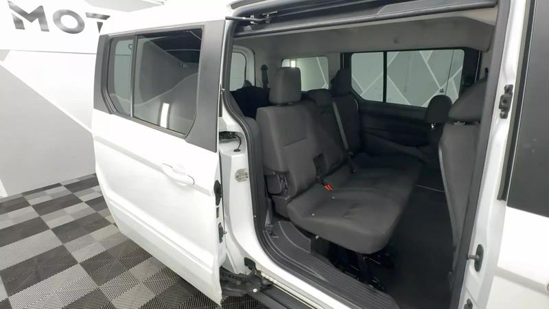 2015 Ford Transit Connect Passenger XLT Van 4D 25