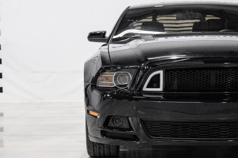 2013 Ford Mustang GT Premium Coupe 2D 37