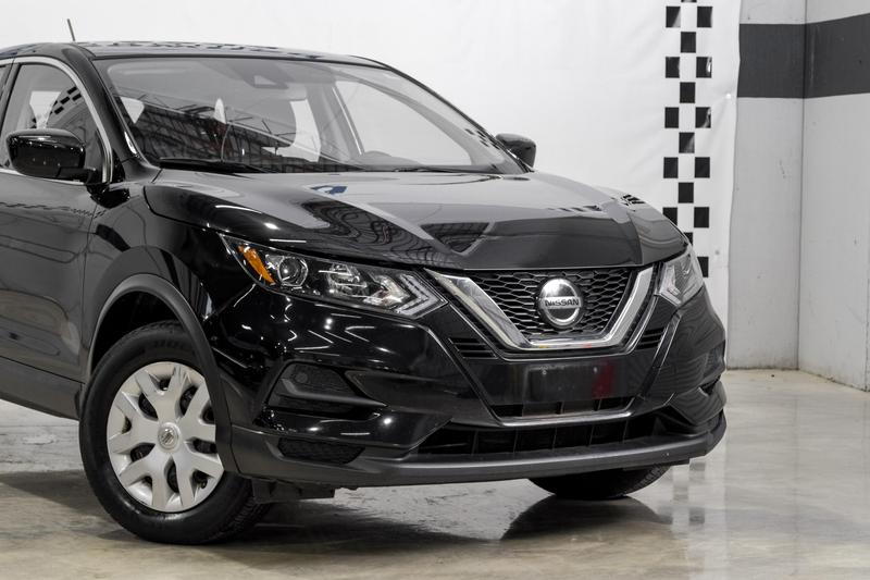 2020 Nissan Rogue Sport S Sport Utility 4D 7