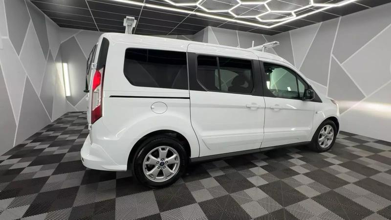 2015 Ford Transit Connect Passenger XLT Van 4D 13