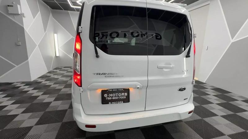 2015 Ford Transit Connect Passenger XLT Van 4D 9