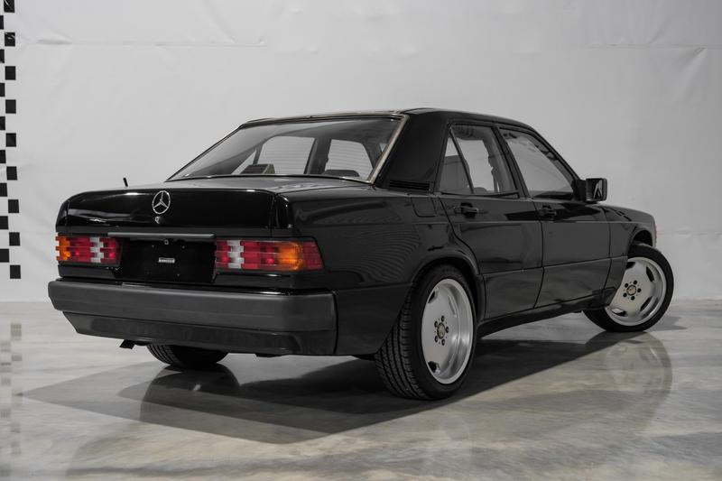 1992 Mercedes-Benz 190 E 2.3 Sedan 4D 8