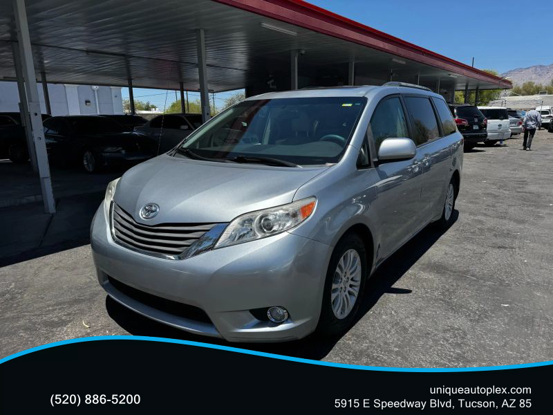 2011 Toyota Sienna XLE
