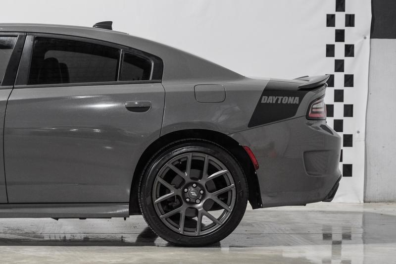 2018 Dodge Charger R/T Sedan 4D 15