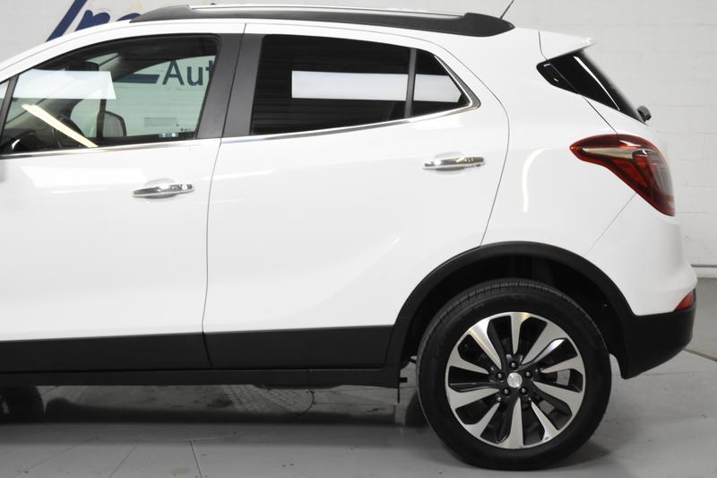 2021 Buick Encore Preferred Sport Utility 4D 17