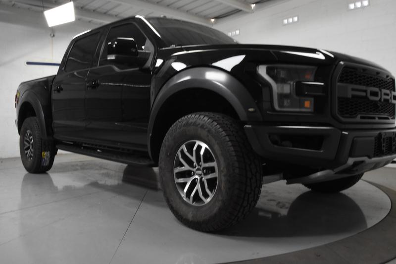 2017 Ford F150 SuperCrew Cab Raptor Pickup 4D 5 1/2 ft 2