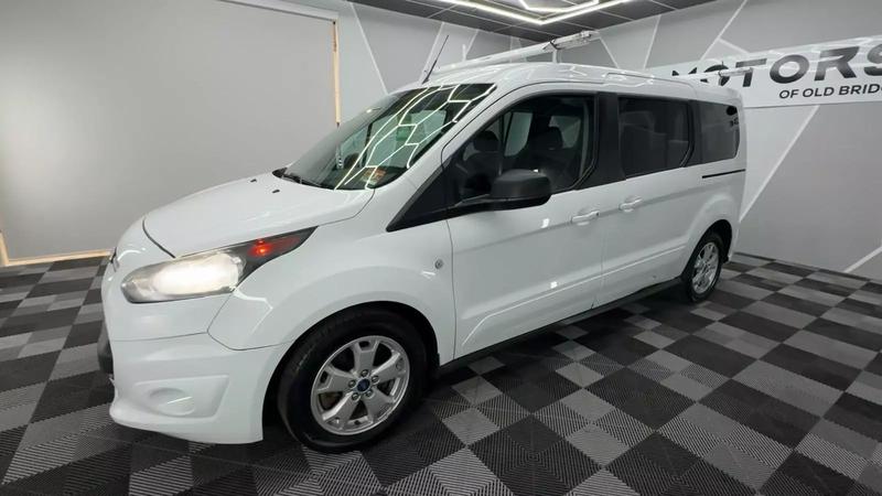 2015 Ford Transit Connect Passenger XLT Van 4D 3