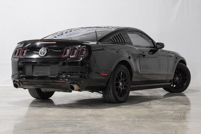 2014 Ford Mustang V6 Coupe 2D 6