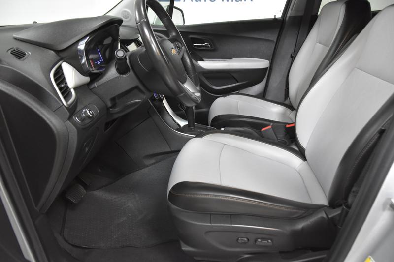 2019 Chevrolet Trax LT Sport Utility 4D 22