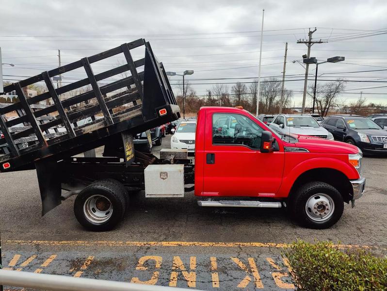 2016 Ford F350 Super Duty Regular Cab & Chassis XLT Cab & Chassis 2D 32