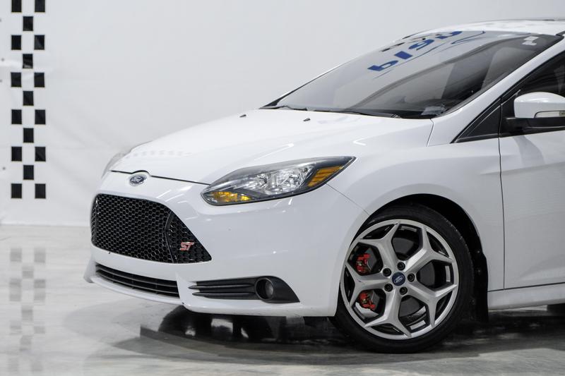 2014 Ford Focus ST Hatchback 4D 11