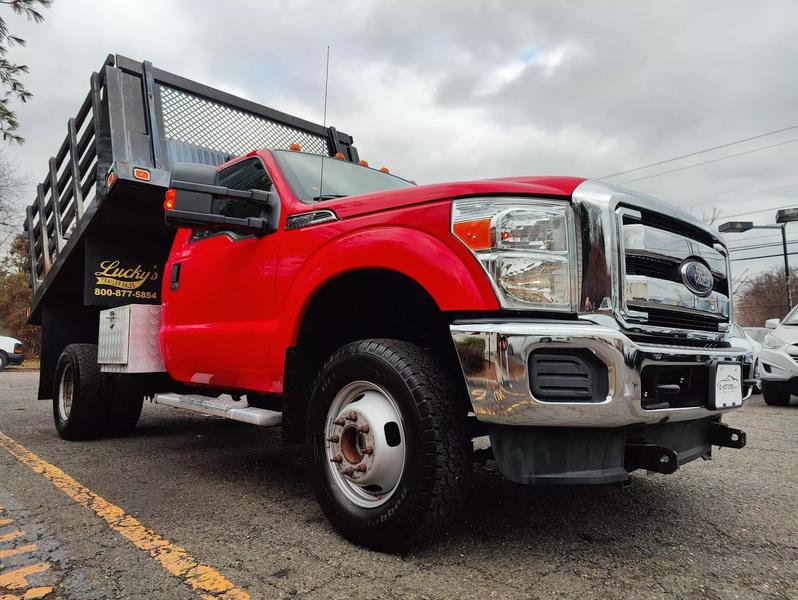 2016 Ford F350 Super Duty Regular Cab & Chassis XLT Cab & Chassis 2D 34